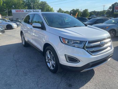 White Platinum Metallic Tri-Coat 2018 Ford Edge Titanium