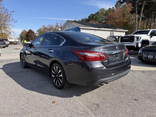 2018 Nissan Altima 2.5 SV