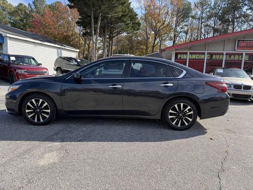 2018 Nissan Altima 2.5 SV