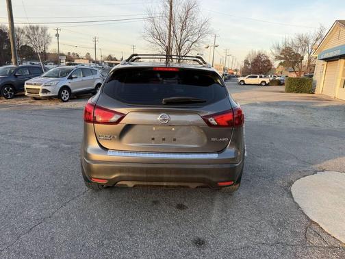 2017 Nissan Rogue Sport SL