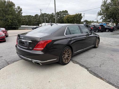 2017 Genesis G90 Premium