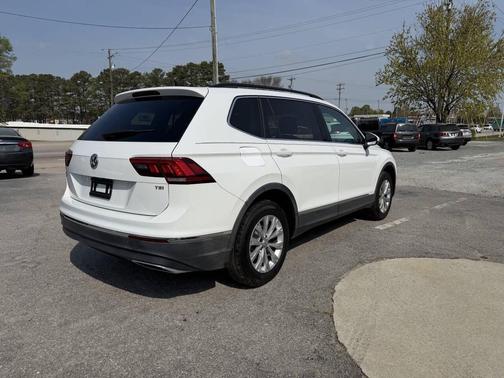 2018 Volkswagen Tiguan 2.0T SE