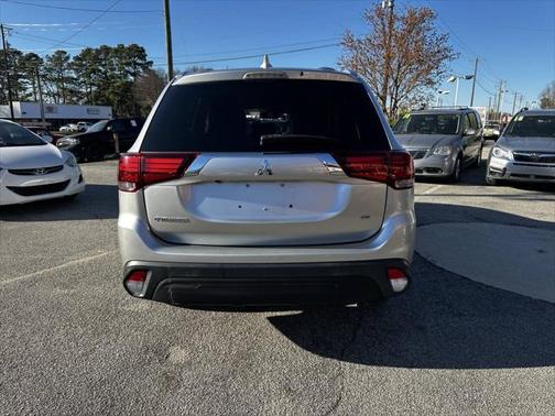 2020 Mitsubishi Outlander SEL