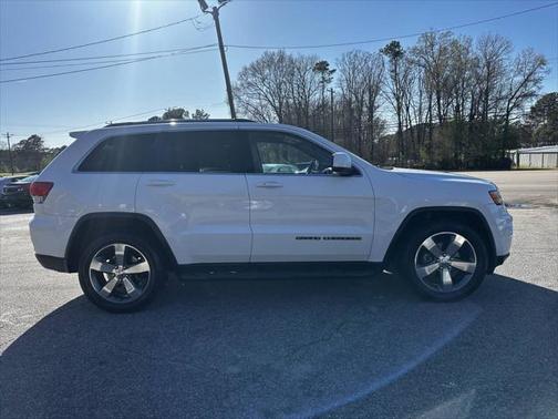2017 Jeep Grand Cherokee Laredo