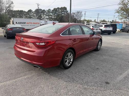 2017 Hyundai SONATA SE