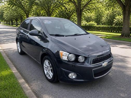Ashen Gray Metallic 2015 Chevrolet Sonic LT