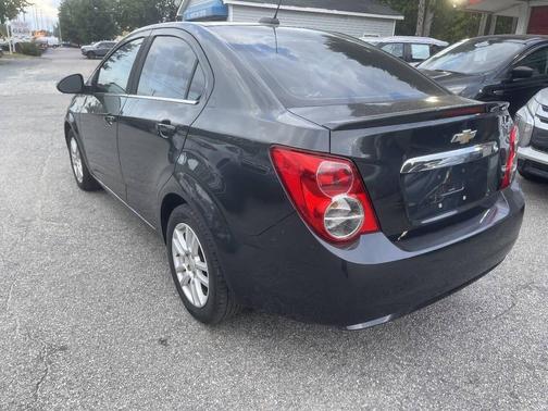 Ashen Gray Metallic 2015 Chevrolet Sonic LT