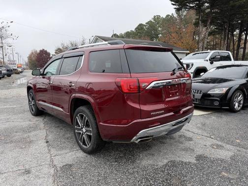 2017 GMC Acadia Denali