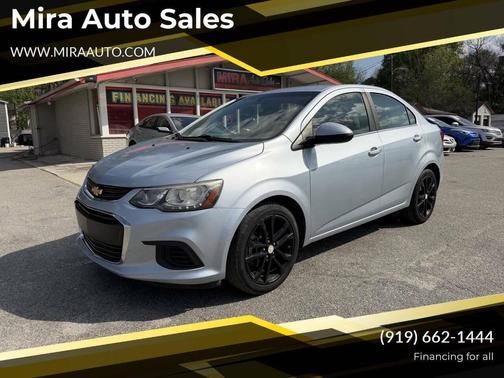 Silver Ice Metallic 2017 Chevrolet Sonic LT