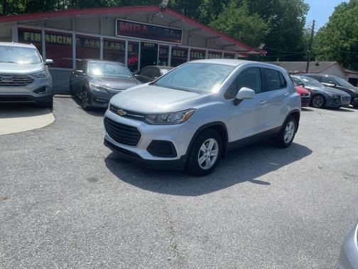 Silver Ice Metallic 2020 Chevrolet Trax LS