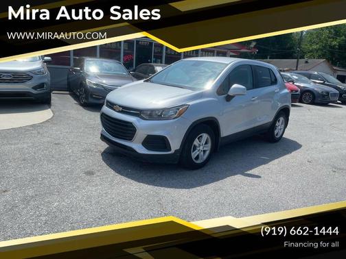 Silver Ice Metallic 2020 Chevrolet Trax LS
