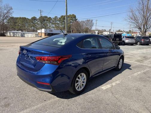 2022 Hyundai Accent SEL