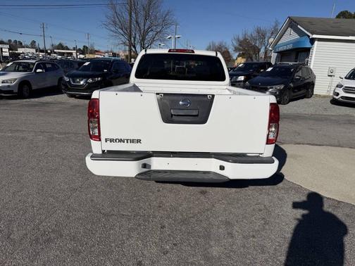 2019 Nissan Frontier S