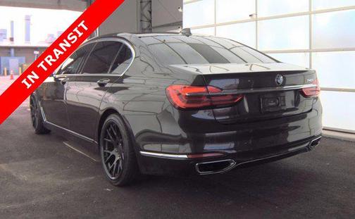 2016 BMW 740 740i