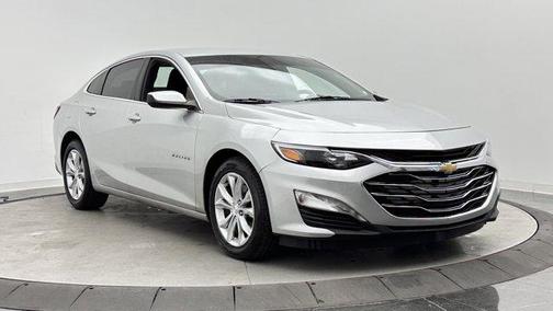 Silver Ice Metallic 2020 Chevrolet Malibu FWD LT
