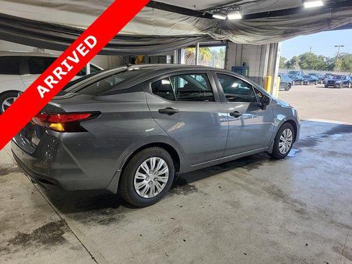 2023 Nissan Versa 1.6 S