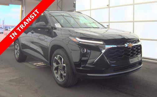 Mosaic Black Metallic 2025 Chevrolet Trax LT