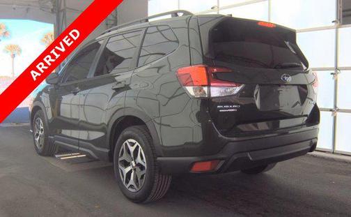 2024 Subaru Forester Premium