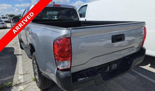 2016 Toyota Tacoma SR