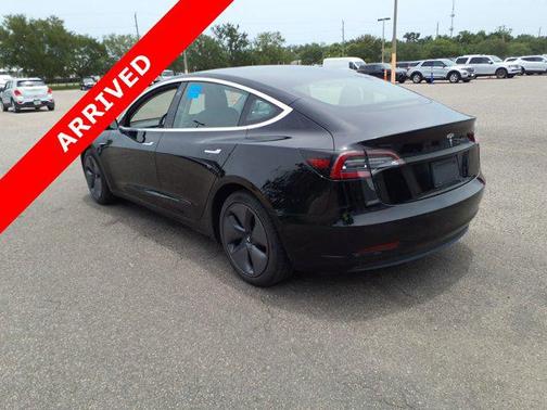 2019 Tesla Model 3 Standard Range Plus