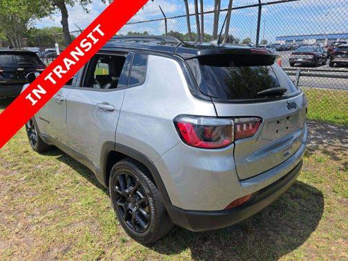 Billet Silver Metallic Clearcoat 2022 Jeep Compass Latitude