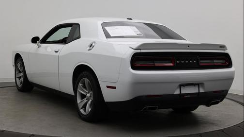 White Knuckle Clearcoat 2019 Dodge Challenger SXT