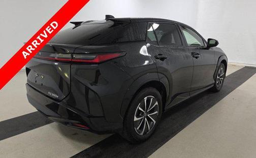 2024 Lexus RZ 300e Premium