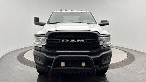 2021 RAM 3500 Tradesman Crew Cab 4x4 8' Box