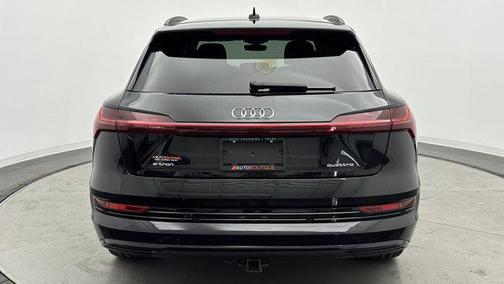 2021 Audi e-tron Prestige