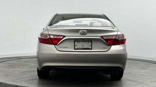 2016 Toyota Camry XLE