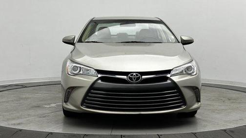 2016 Toyota Camry XLE