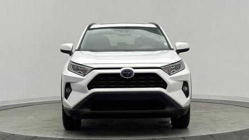 2020 Toyota RAV4 Hybrid XLE