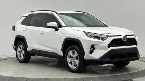2020 Toyota RAV4 Hybrid XLE