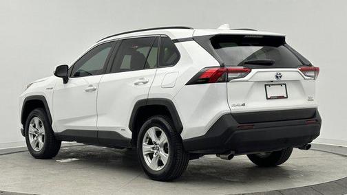 2020 Toyota RAV4 Hybrid XLE