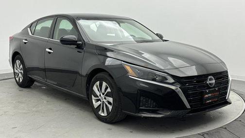 2023 Nissan Altima S FWD