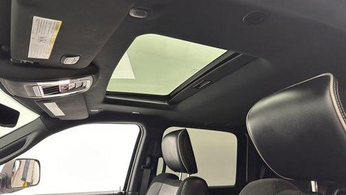 2021 RAM 3500 Laramie Crew Cab 4x4 8' Box