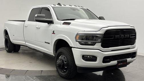 2021 RAM 3500 Laramie Crew Cab 4x4 8' Box