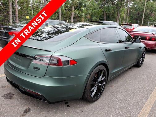 2021 Tesla Model S Plaid