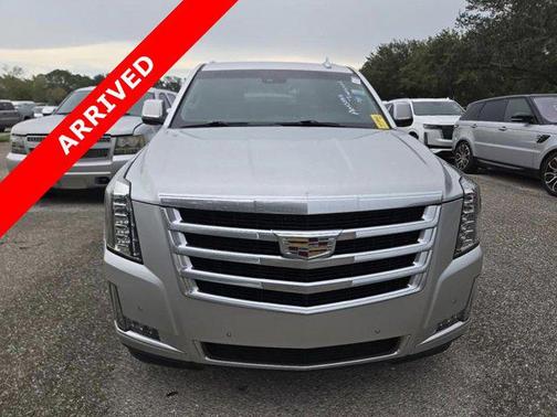 2019 Cadillac Escalade Luxury