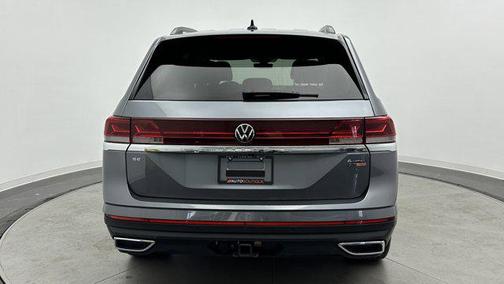 2024 Volkswagen Atlas 2.0T SE w/Technology 4MOTION