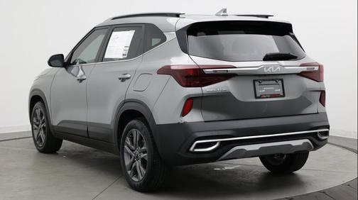 Steel Gray 2023 Kia Seltos S