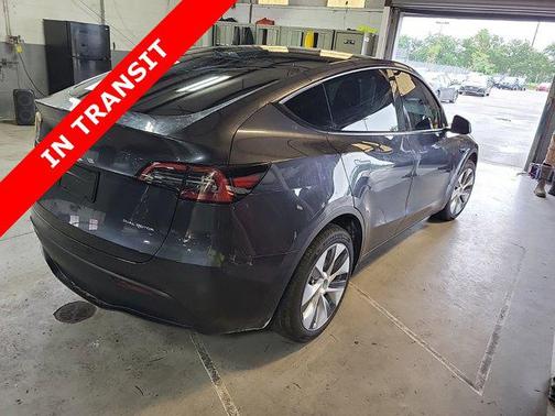 2024 Tesla Model Y Long Range Dual Motor All-Wheel Drive