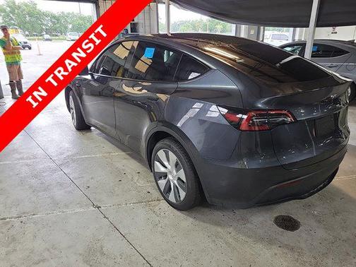 2024 Tesla Model Y Long Range Dual Motor All-Wheel Drive