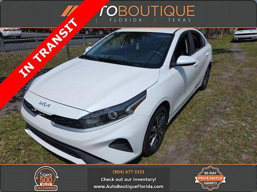 Snow White Pearl 2023 Kia Forte LXS