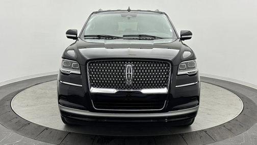 2024 Lincoln Navigator Premiere