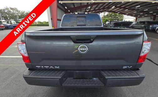 2023 Nissan Titan SV