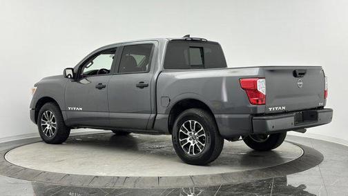 2023 Nissan Titan SV
