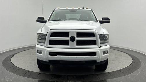 2017 RAM 3500 Laramie Crew Cab 4x4 6'4' Box