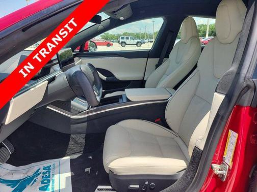 2022 Tesla Model S Plaid