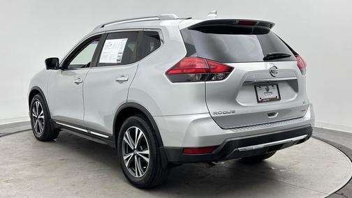 Brilliant Silver 2017 Nissan Rogue SL